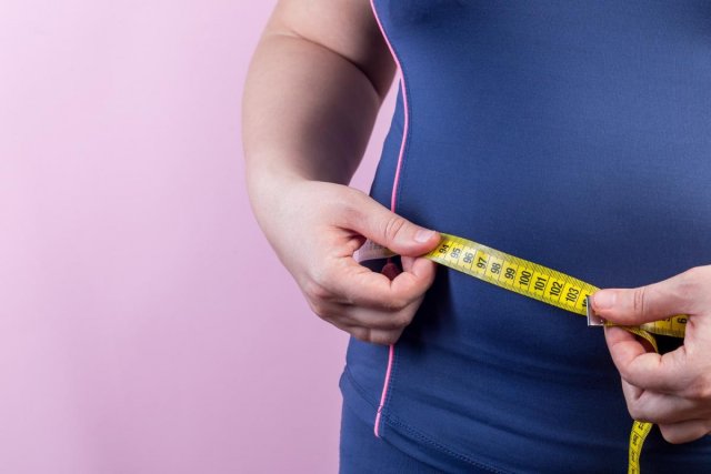 Терапевт прокомментировал исследование о продолжительном влиянии лишнего веса на здоровье