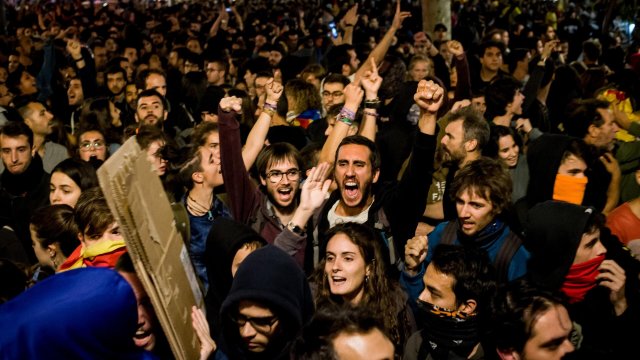 Испанские профсоюзы проведут более 70 акций протеста по всей Испании с требованием повышения заработной платы
