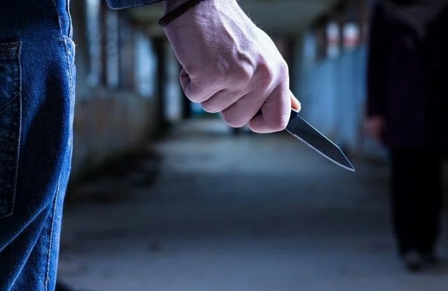 Школьник в Ангарске напал на семиклассника с ножом