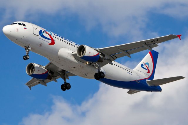 Трагический инцидент: на рейсе Сочи-Челябинск погиб пассажир