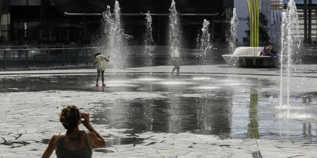 20-летний парень умер от удара током в московском фонтане