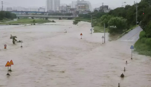 В Южной Корее произошла трагедия: проливные дожди унесли семь жизней