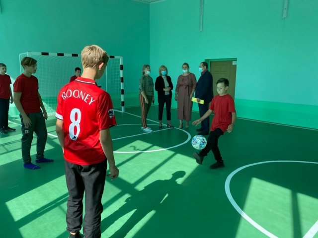В Тамбовской области проводятся работы по обновлению спортзалов в школах