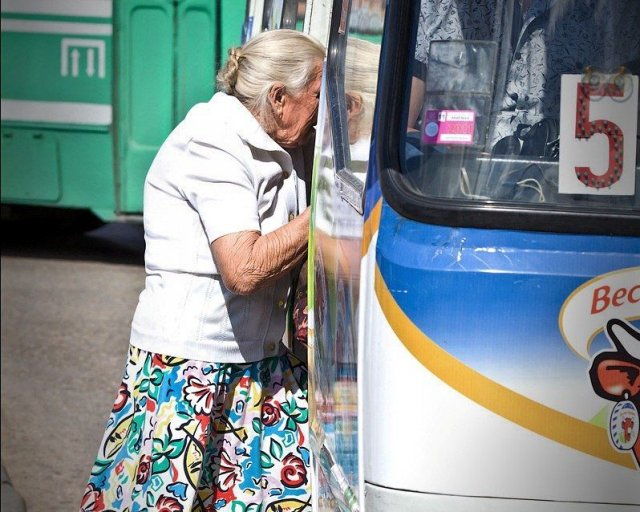 Водитель автобуса предстанет перед судом из-за травмы пенсионерки в Пензе