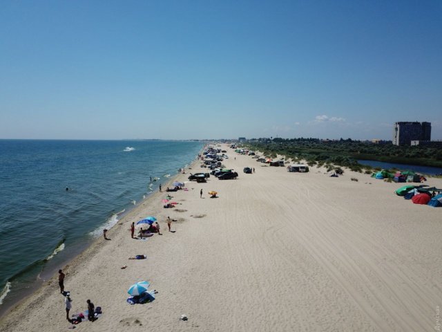 Официальное открытие пляжей состоялось в Одесской области