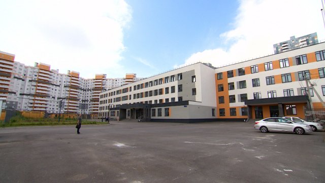 Новая школа открылась в Санкт-Петербурге на Муринской дороге