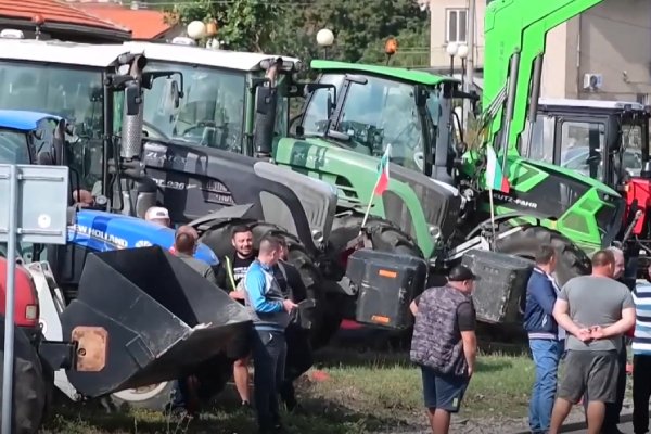 Фермеры в Болгарии завершили акации протеста придя к согласию с властями