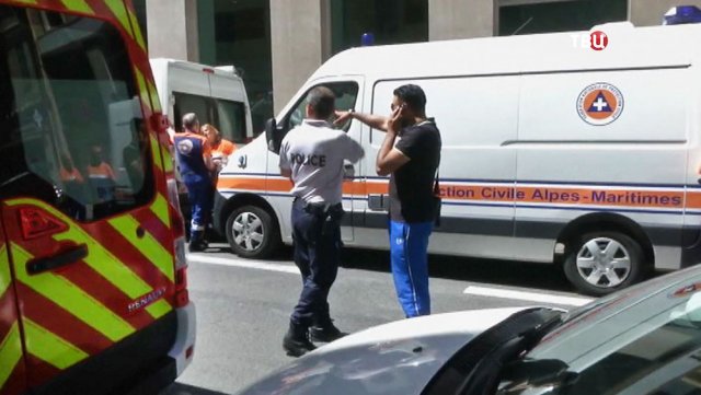 Трагедия произошла в Бордо: один погиб и восемь госпитализированы из-за пищевого отравления
