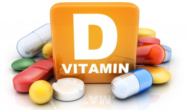 Терапевт подчеркивает важность мониторинга уровня витамина D