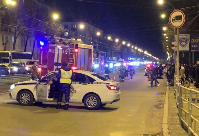 В Екатеринбурге в результате ДТП на остановке погибли несколько человек