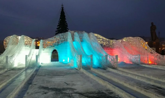 В Чите построят уникальный ледяной городок в новогоднем стиле