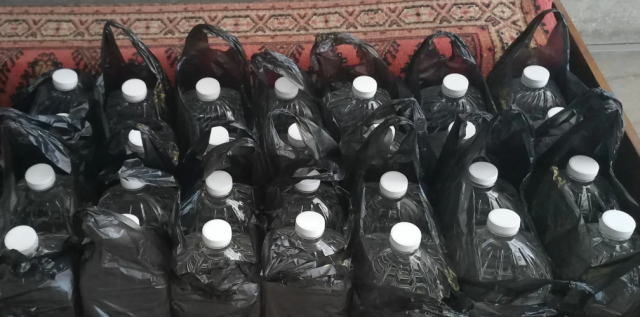 Крупная партия контрафактного алкоголя найдена у пенсионерки в Башкирии