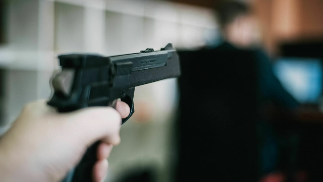 Школьников расстреляли из газового пистолета в Екатеринбурге