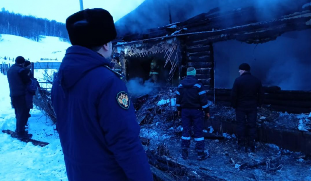 Семья с ребёнком стали жертвой пожара в Самарской области