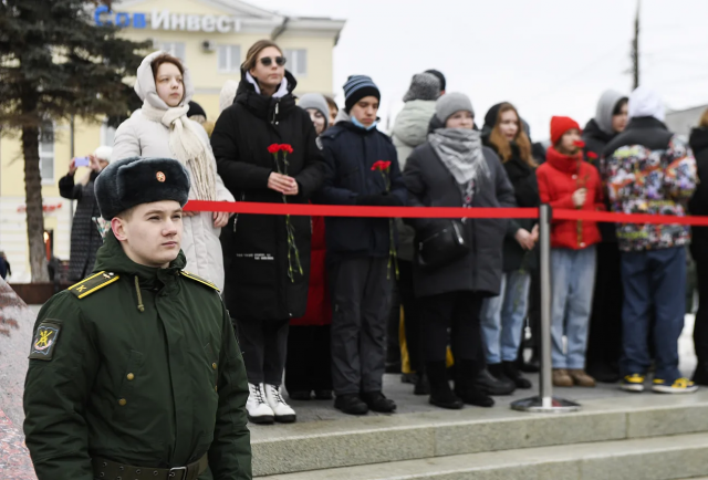 Движение авто будет частично ограничено в Москве в связи с празднованием Дня защитника Отечества