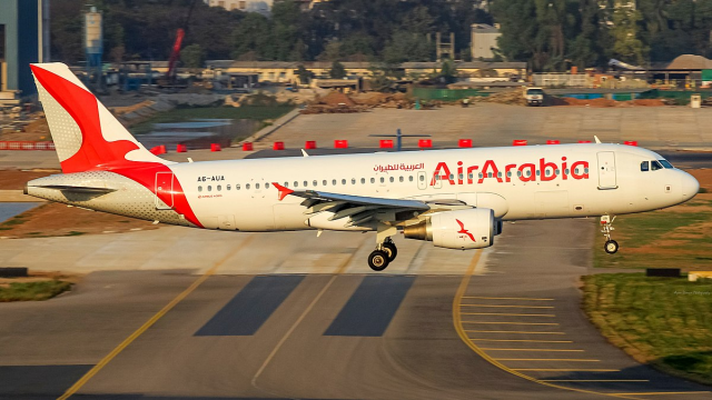 Двигатель отказал у самолёта Air Arabia во время полёта