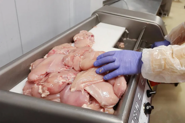 Гонконг объявил о снятии запрета на ввоз мяса из РФ