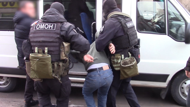В Ростове задержаны трое человек за попытку теракта на вокзале