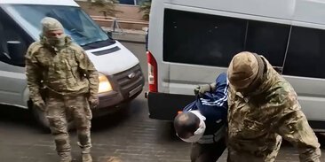 В Дагестане суд арестовал на два месяца трех задержанных за подготовку теракта
