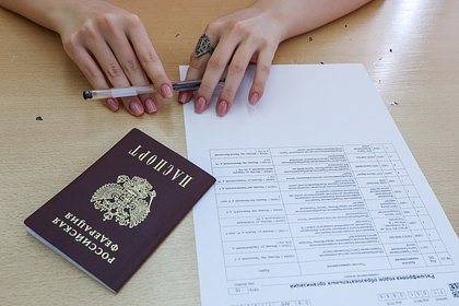 Выпускнице из Петербурга грозит суд за нарушения при сдаче ЕГЭ