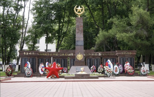 Девушку в Рузе оштрафуют за жарку сосисок на вечном огне