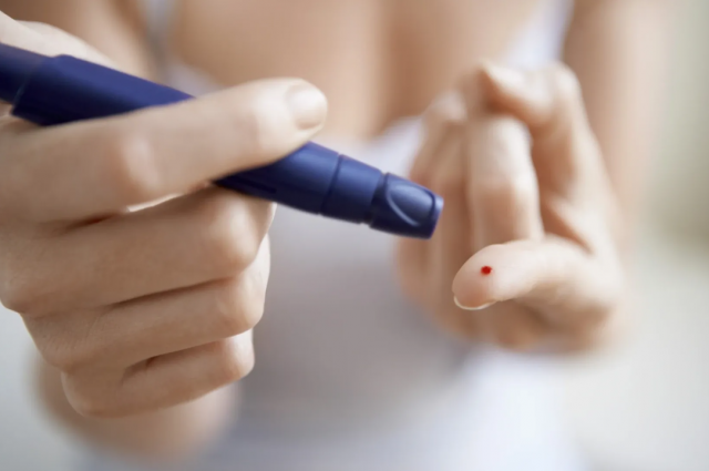 Эндокринолог оспаривает утверждения о связи изменений голоса с риском развития диабета