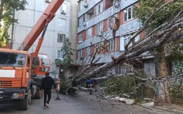 Несколько тысяч жителей Дагестана остаются без электроэнергии