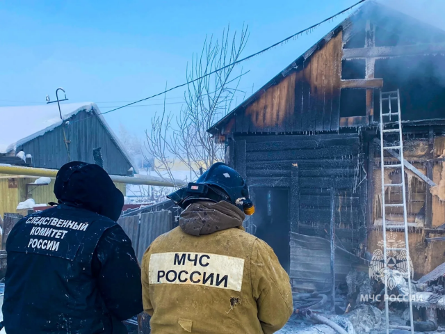 В Якутии при пожаре в частном доме погибла женщина