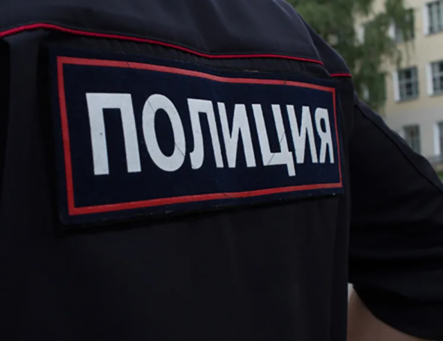 В Санкт-Петербурге школьника два месяца избивали из-за долга в 300 рублей