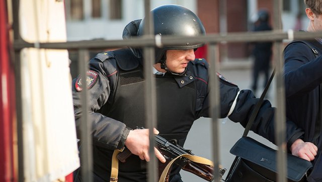 В Подмосковье арестованы десять человек по делу об отмывании миллиарда рублей, полученного от продажи наркотиков