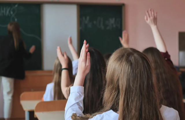 В российских школах могут ввести оценки за поведение — Минпросвещения подготовило соответствующий проект