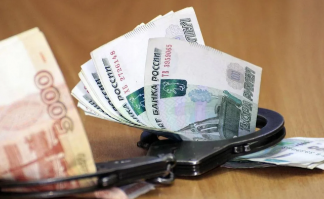В Хабаровске перед судом предстанет иностранец, обманувший россиян на 35 миллионов рублей