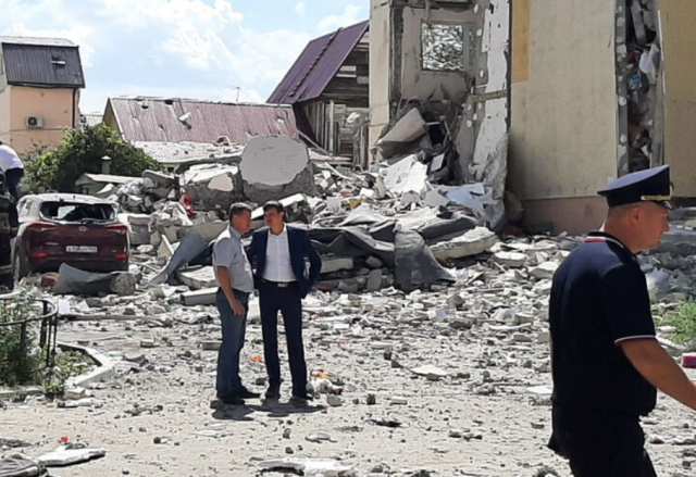 После взрыва газа в Саратове за медицинской помощью обратились 15 человек