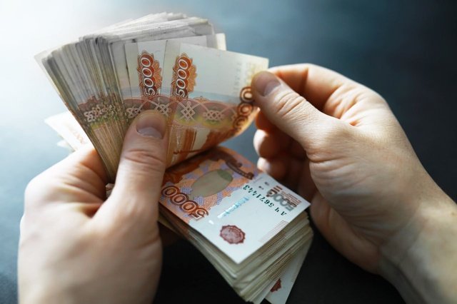 Пенсионерка из Калининграда лишилась 17 миллионов рублей, поверив мошенникам