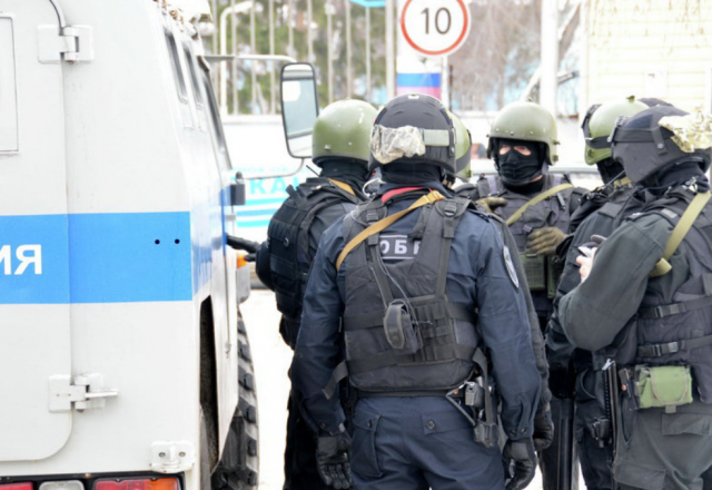 В Омской области задержали мужчину за стрельбу в сторону полицейского