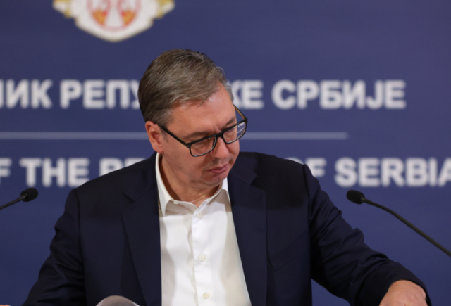 Вучич объявил о досрочных выборах в Сербии на фоне массовых протестов