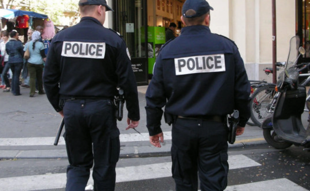 Во Франции предотвратили теракт: задержаны три молодые женщины