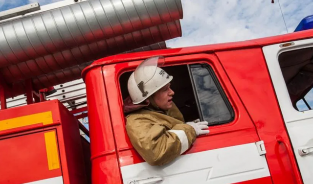 Три человека стали жертвами пожара в жилом доме в Удмуртии