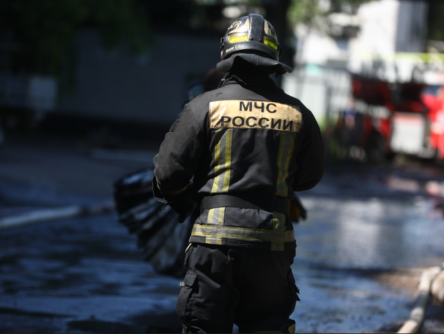 В Рязанской области обломки БПЛА спровоцировали пожар на территории предприятия