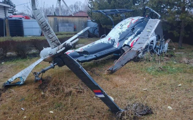 В Уфе частный вертолет опрокинулся при взлёте: есть пострадавший