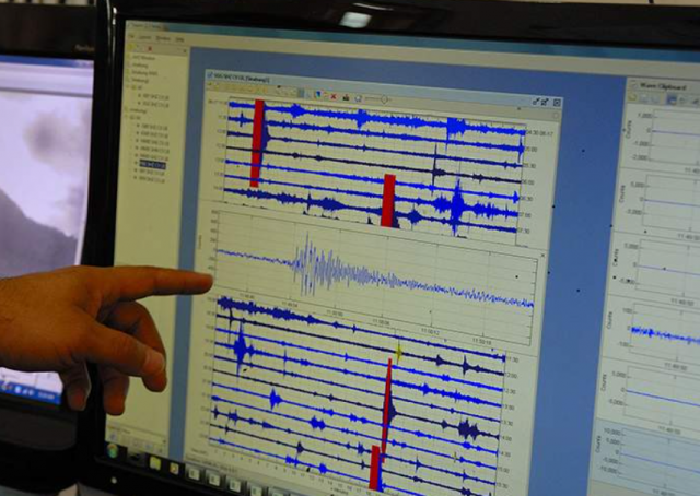 На севере Японии произошло мощное землетрясение магнитудой 7,2