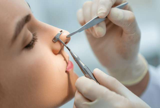 Специалист назвала истинные причины разрушения носовой перегородки