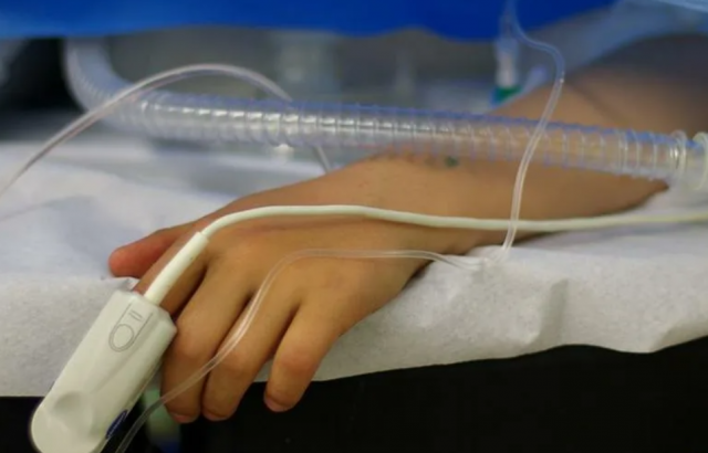 В Подольске ребёнок оказался в реанимации после отравления парами во время соседского ремонта