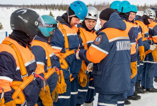 На период новогодних каникул в Ямало-Ненецком автономном округе будет задействован особый формат работы экстренных и оперативных структур