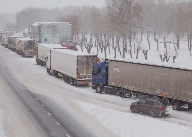 В Татарстане из-за ухудшения погоды ограничили движение на федеральных трассах