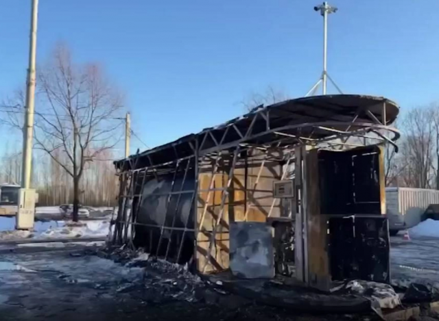В Петербурге возбудили дело о теракте после поджога АЗС подростком