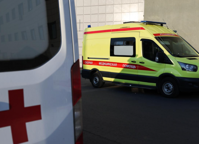 Три человека пострадали при пожаре в пансионате в Подмосковье