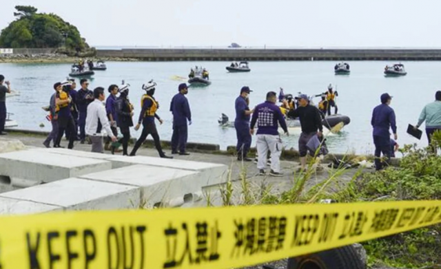 В Японии перевернулись лодки с протестующими против строительства базы США