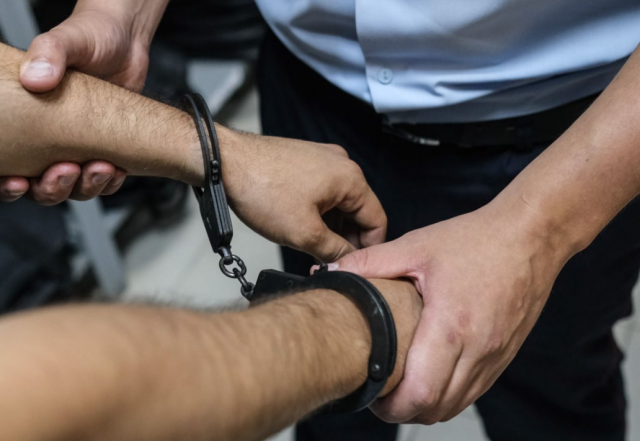 На Ставрополье экс-начальника уголовного розыска осудили за серию краж