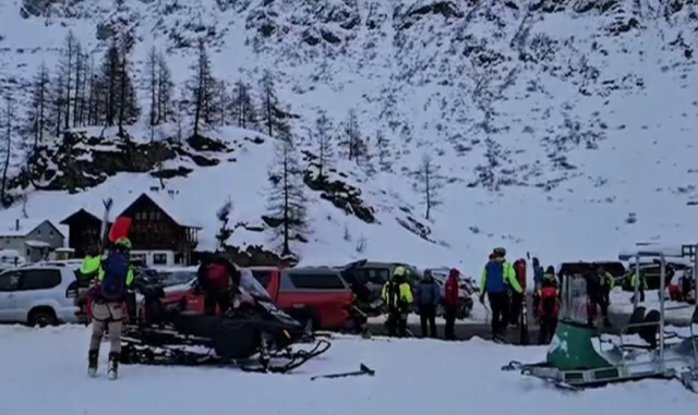 Лавина в итальянских Альпах унесла жизни двух человек